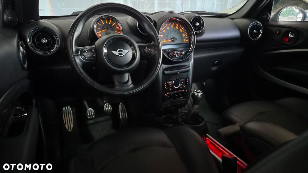 MINI Paceman - 12