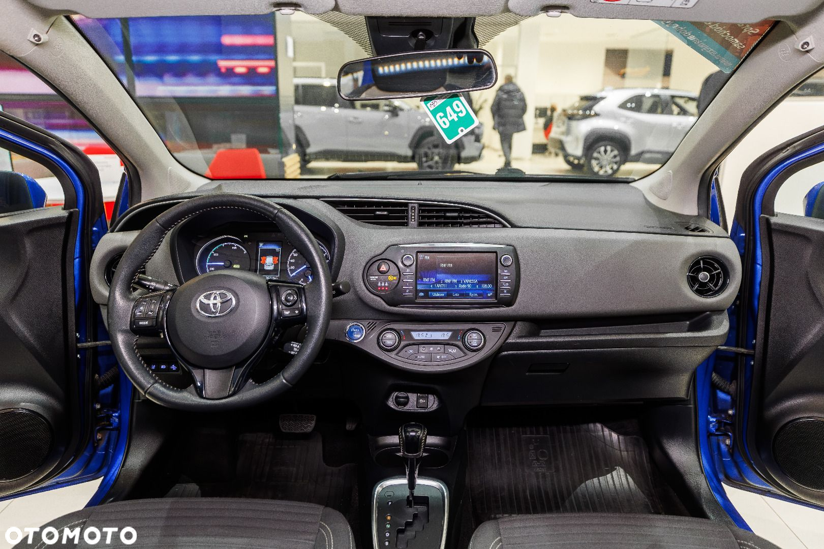 Toyota Yaris - 25
