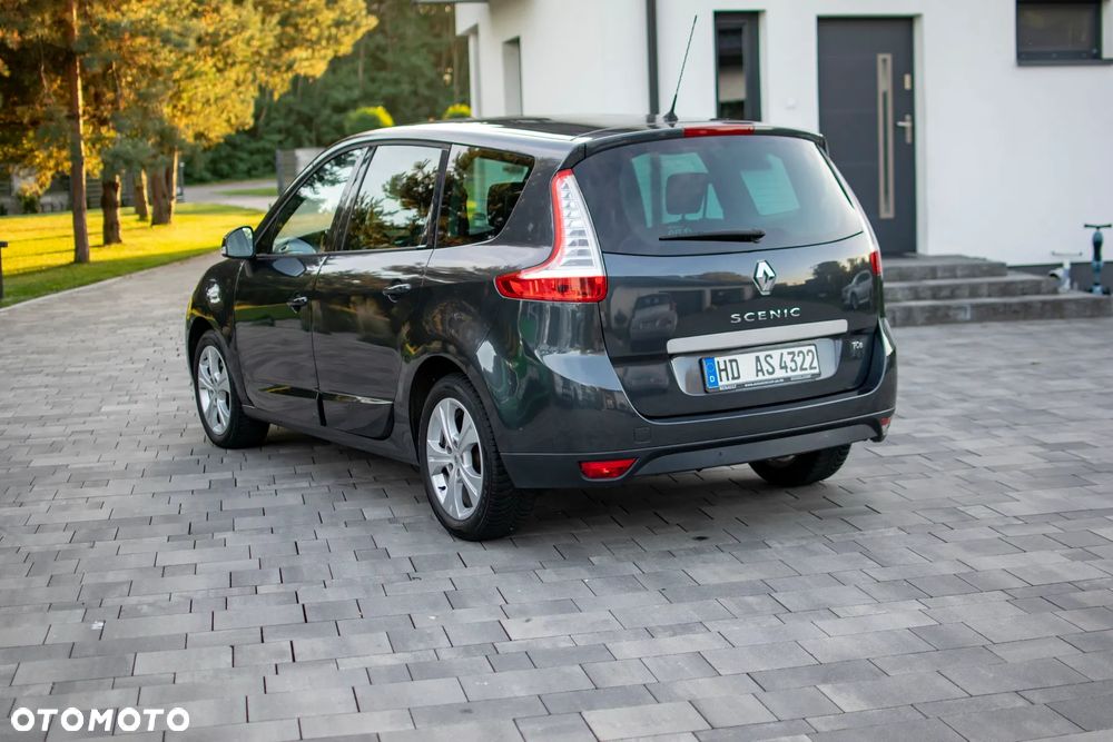 Renault Grand Scenic - 28