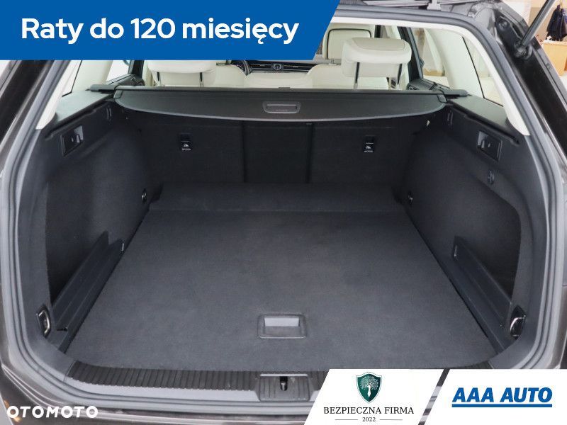Volkswagen Passat Variant - 16