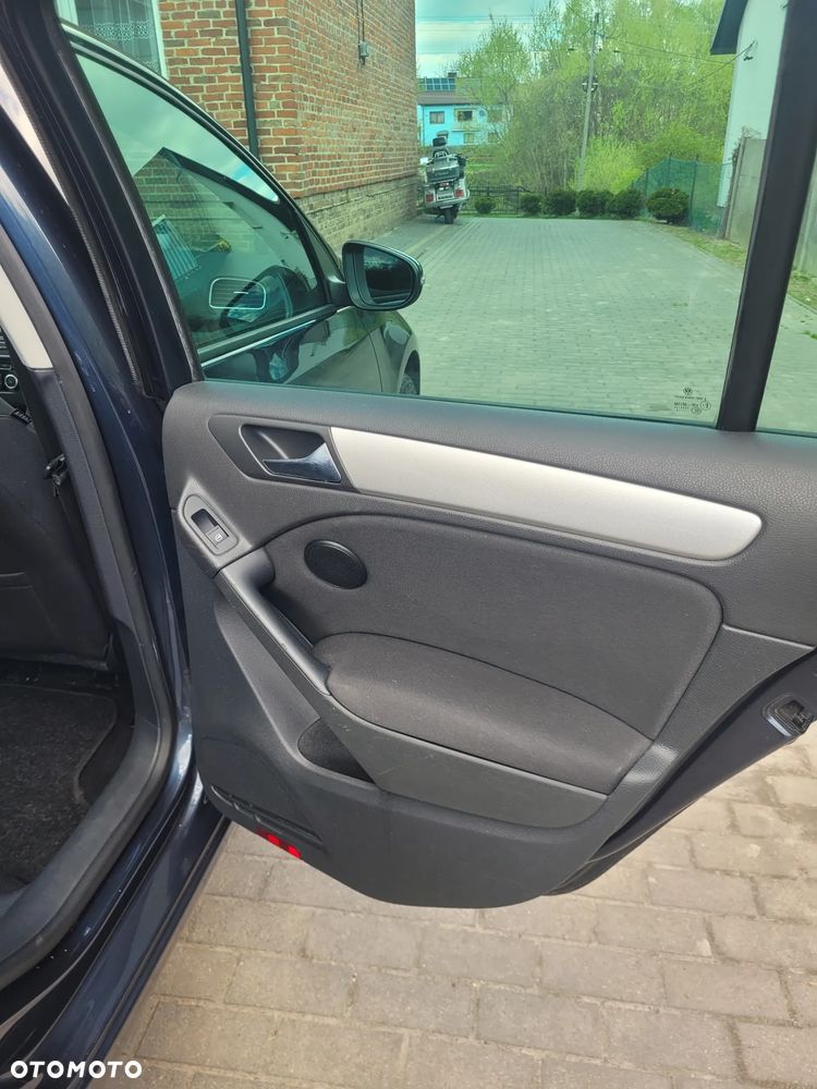 Volkswagen Golf 1.2 TSI Team - 26