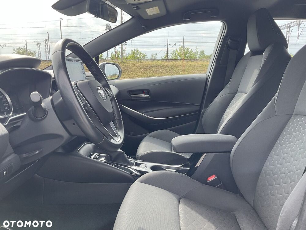 Toyota Corolla 1.8 Hybrid Comfort - 13