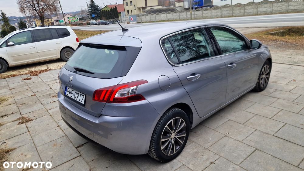 Peugeot 308 1.2 PureTech Allure S&S - 20