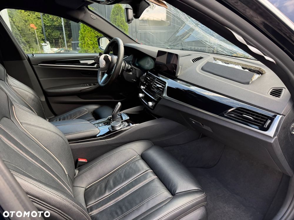 BMW Seria 5 525d M Sport sport - 16