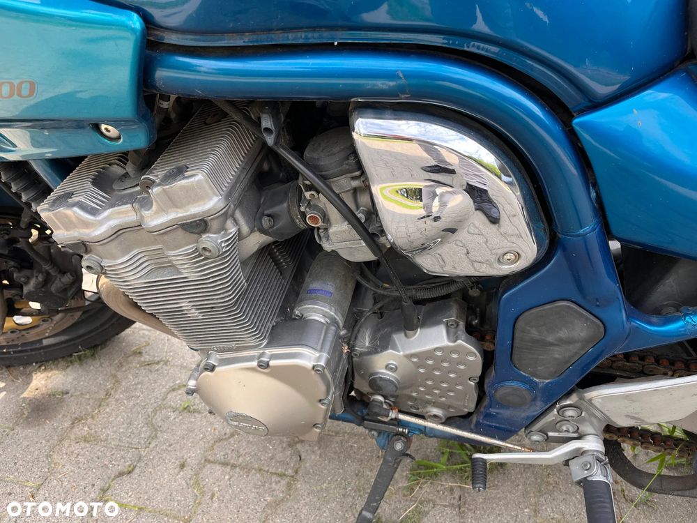 Suzuki Bandit - 6
