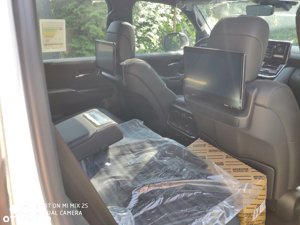 Toyota Land Cruiser - 17