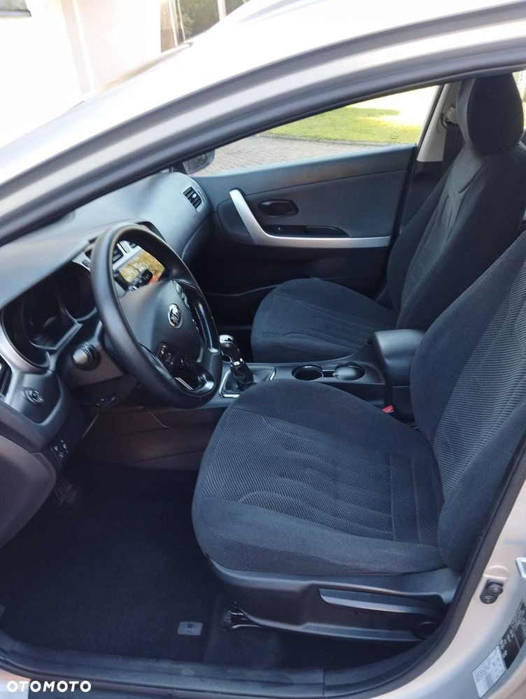 Kia Ceed - 3