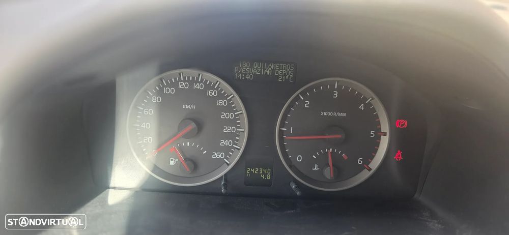Volvo V50 - 7