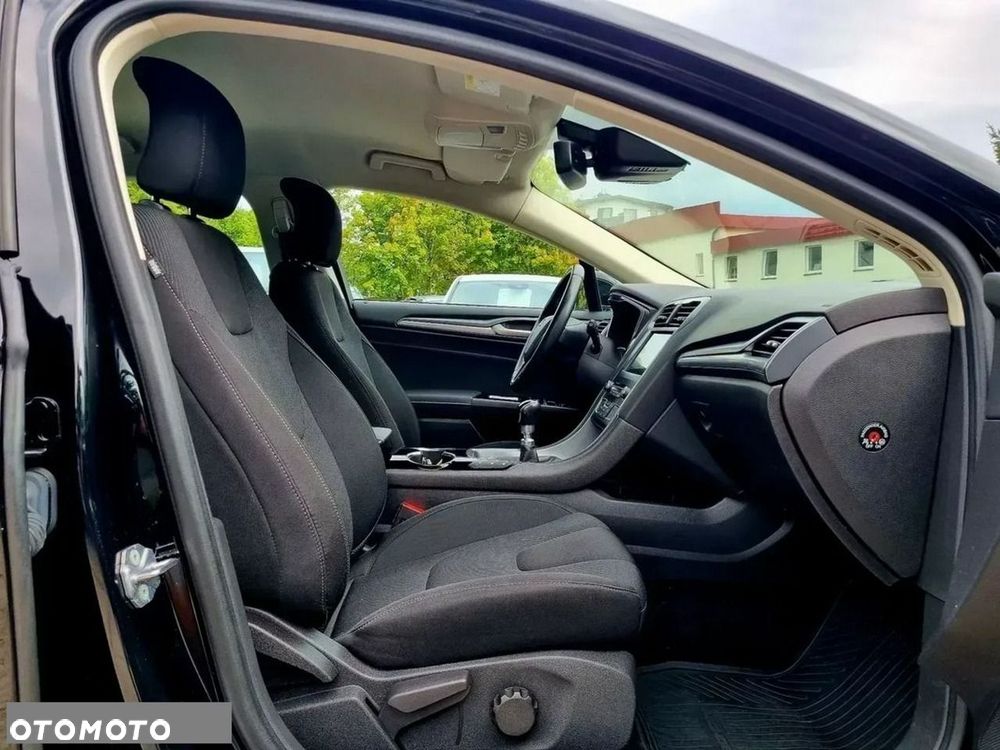 Ford Mondeo SW - 12