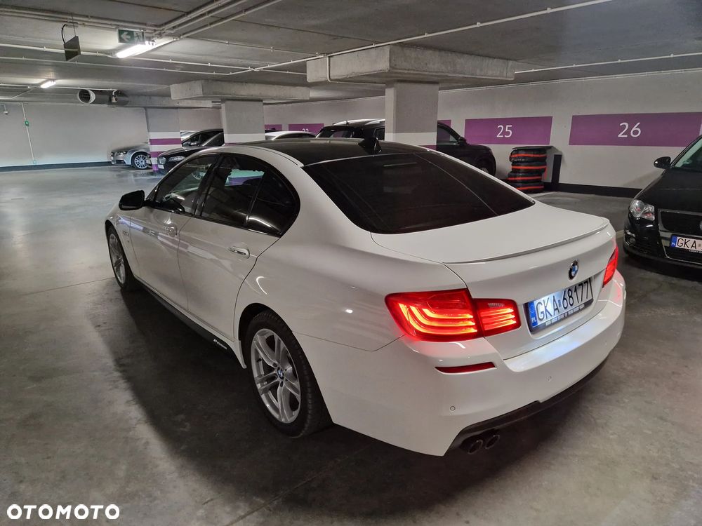 BMW Seria 5 520d xDrive - 7