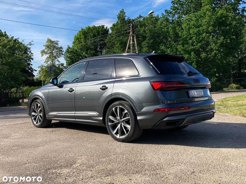 Audi Q7 55 TFSI mHEV Quattro S Line Tiptr - 3