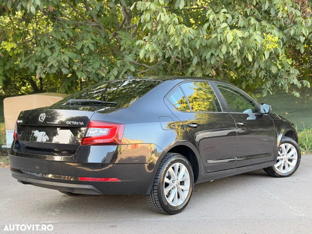 Skoda Octavia - 4