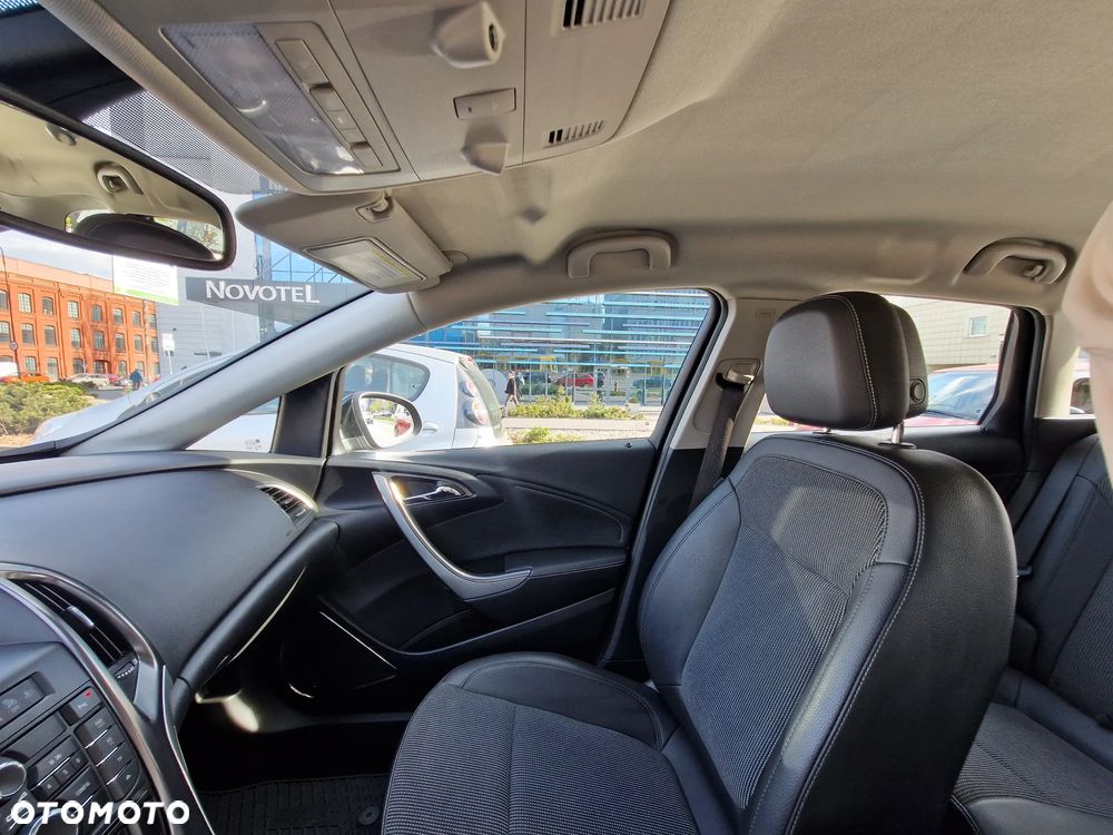 Opel Astra 1.4 T Cosmo EU6 - 22