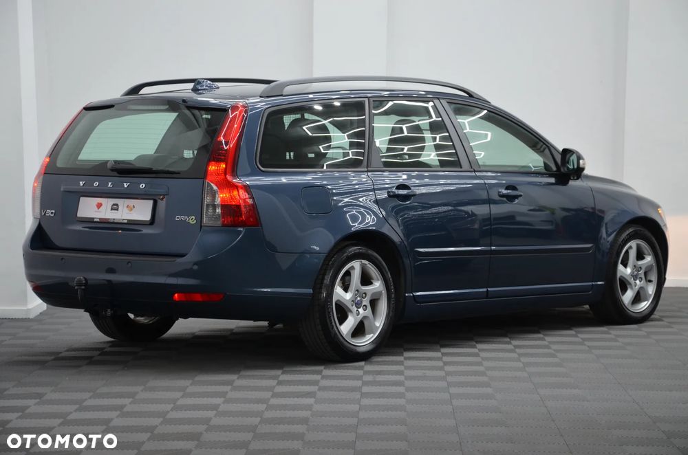 Volvo V50 1.6D DPF DRIVe - 8