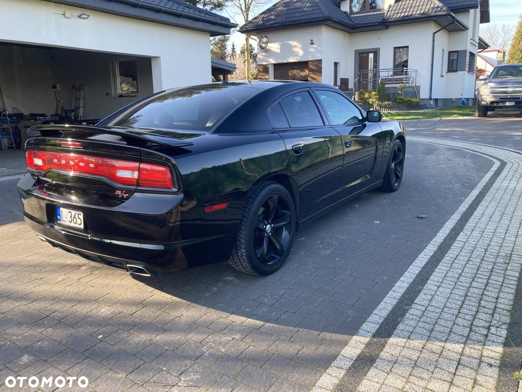 Dodge Charger 5.7 R/T - 2