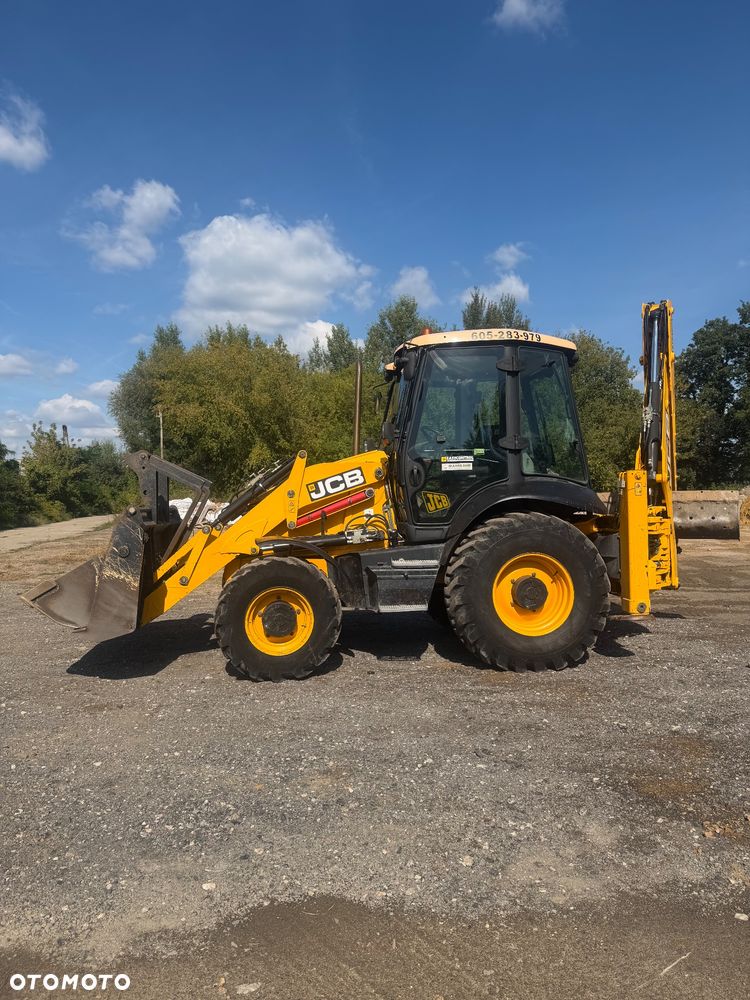 JCB 3CX Contractor - 2