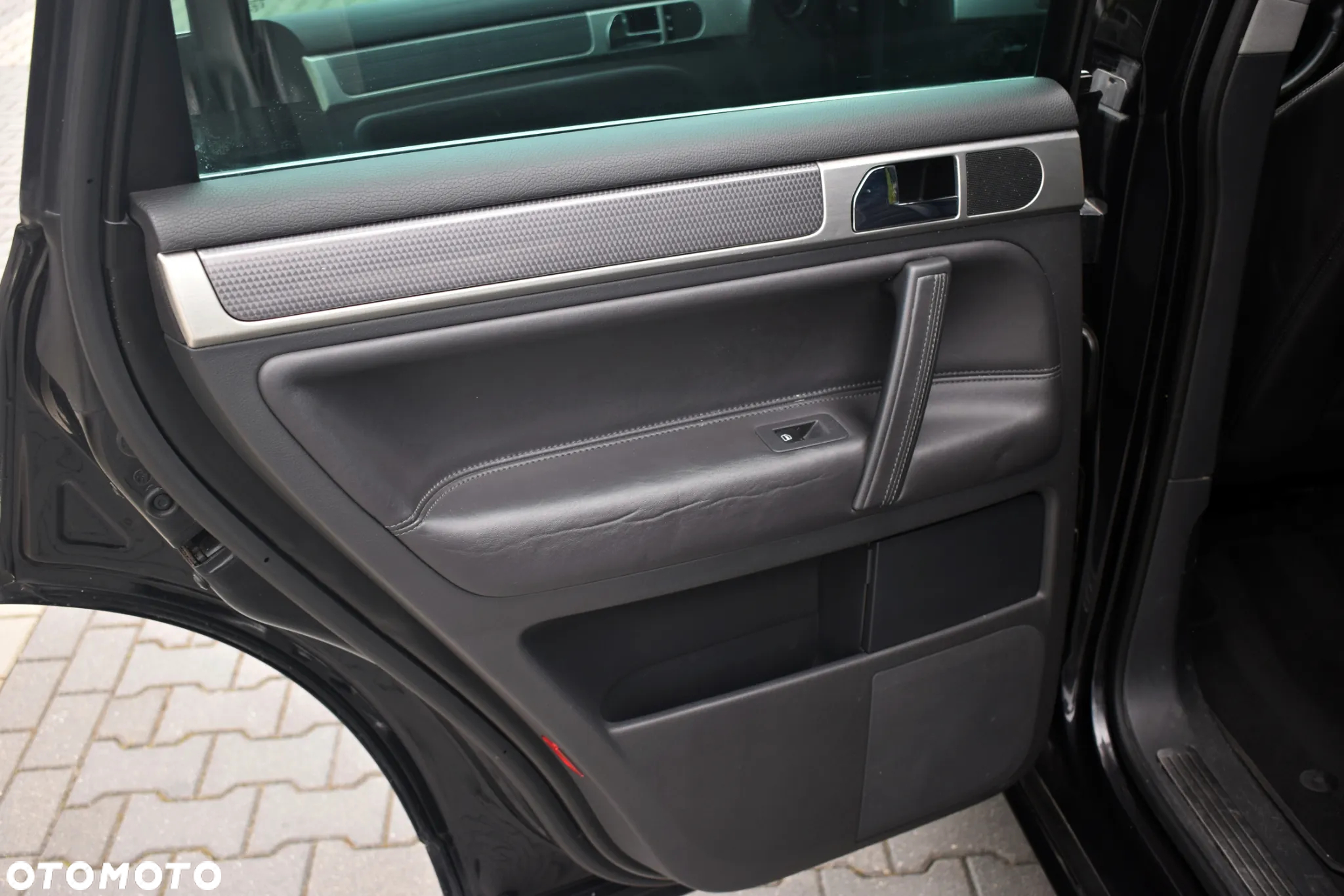 Volkswagen Touareg - 17