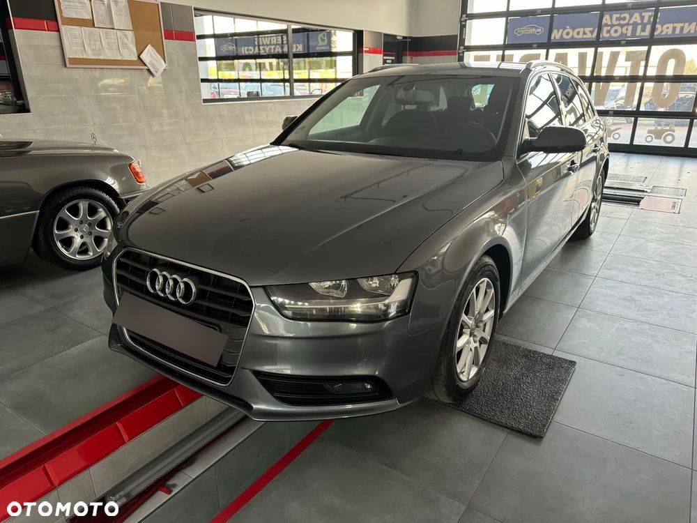 Audi A4 Avant 2.0 TDI 120g DPF Attraction - 1