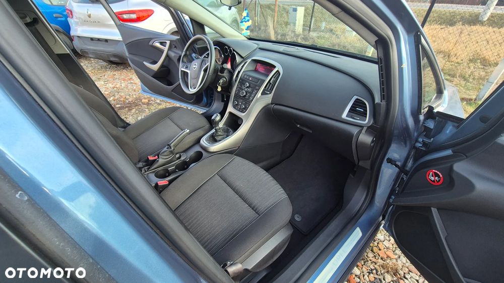 Opel Astra 1.4 Turbo - 8