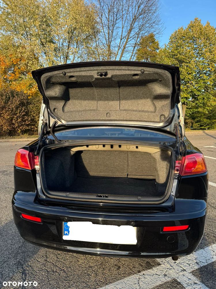 Mitsubishi Lancer 1.8 Invite - 7