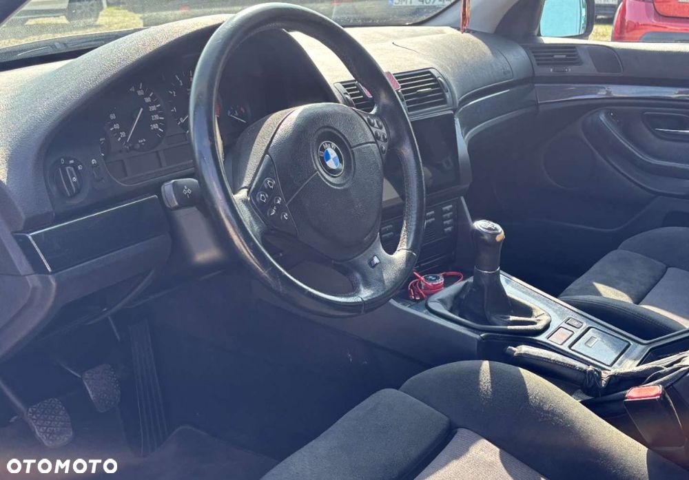 BMW Seria 5 - 11