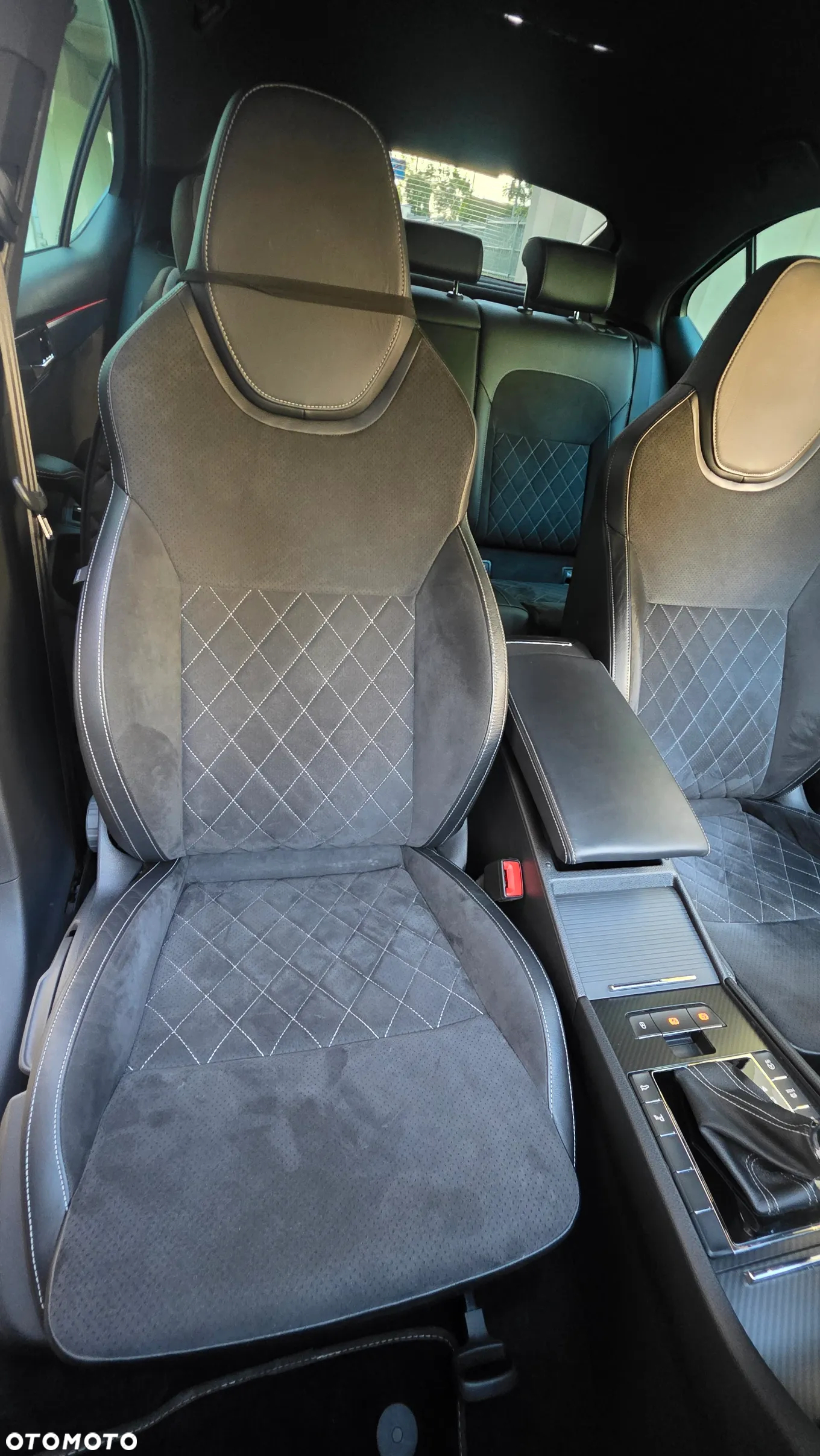 Skoda Superb 2.0 TSI Sportline DSG - 19