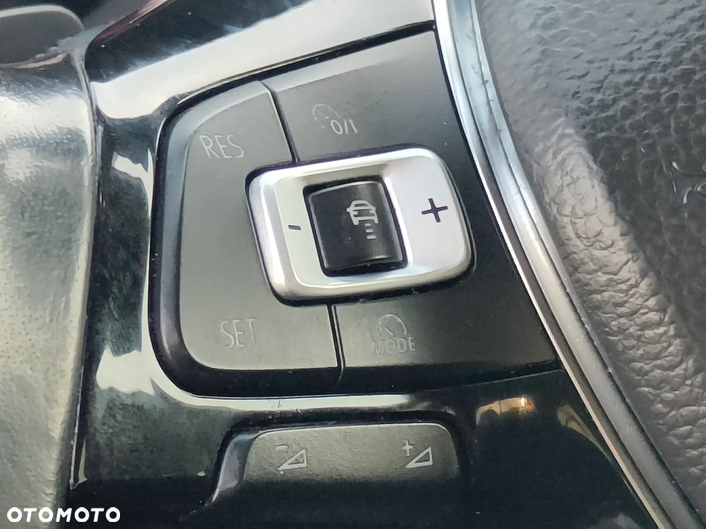 Volkswagen Arteon 2.0 TDI SCR Elegance DSG - 17