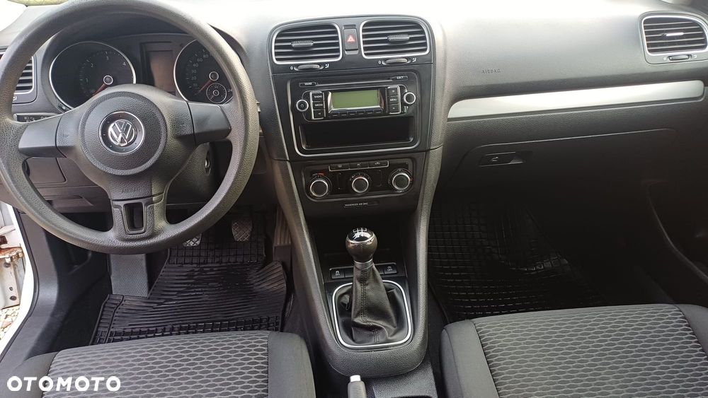 Volkswagen Golf 1.6 TDI DPF Style - 9