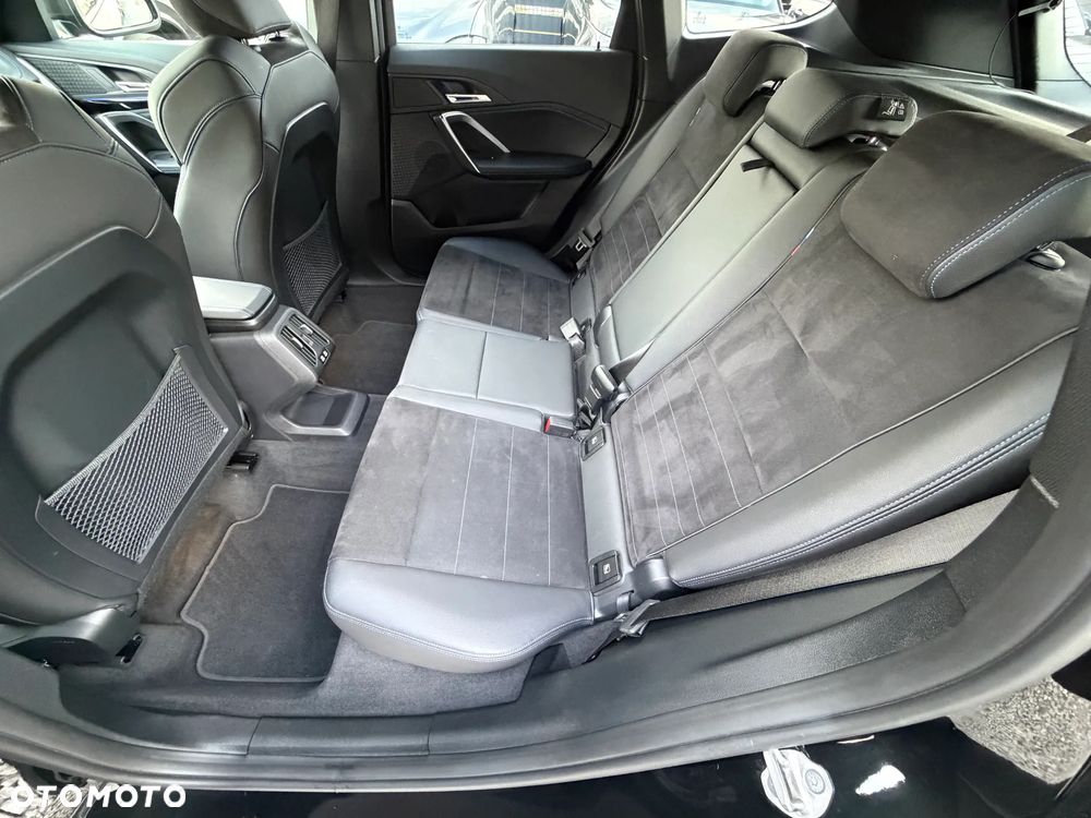 BMW X1 ver-xdrive23i-mhev-m-sport-sport - 32