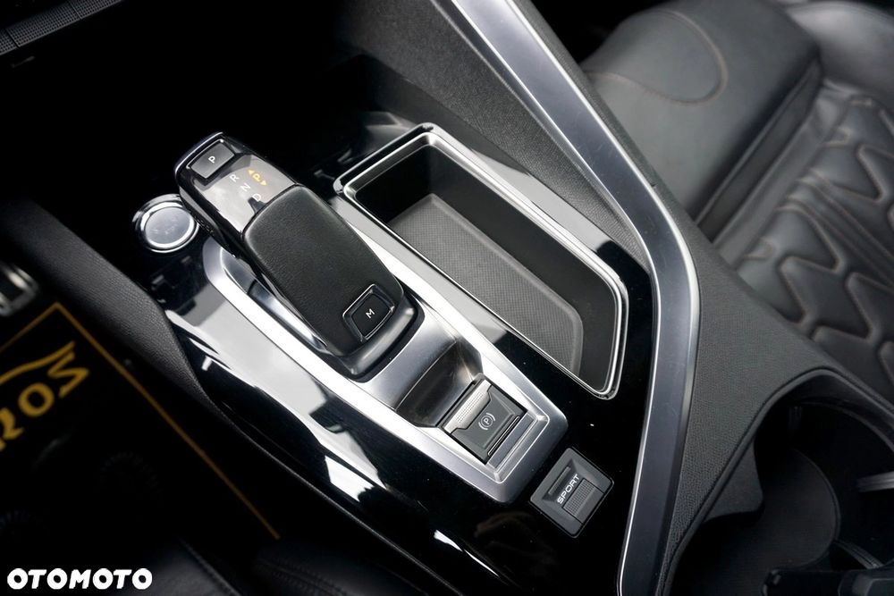 Peugeot 3008 BlueHDi 180 Stop & Start EAT6 GT - 31