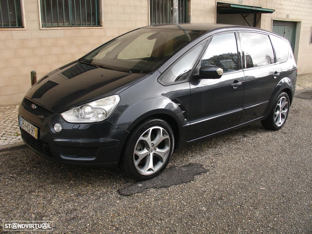 Ford S-Max 2.0 TDCi Titanium 7L - 3
