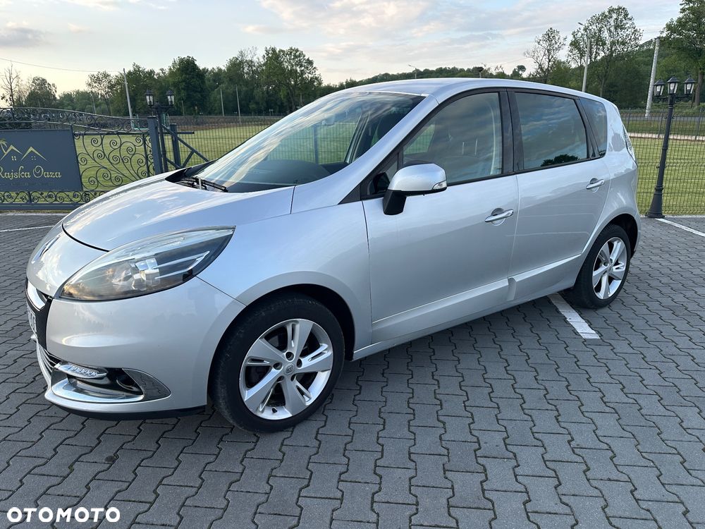 Renault Scenic 1.6 16V 110 Dynamique - 13