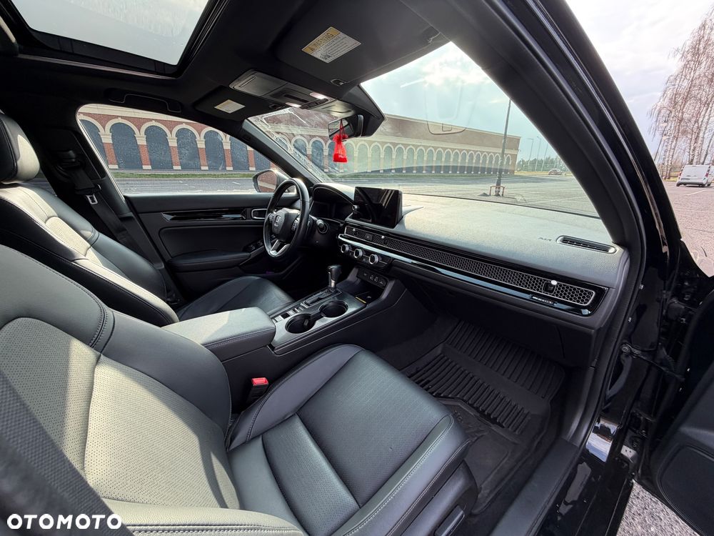 Honda Civic 1.5 T Sport Plus - 11