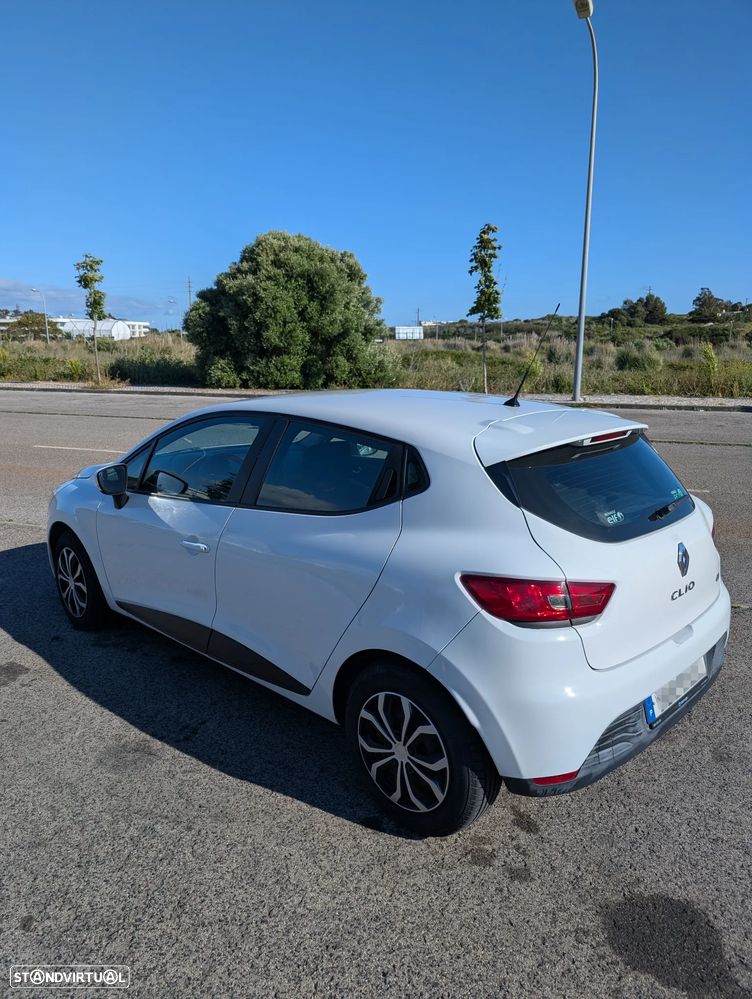 Renault Clio 1.5 dCi Confort - 9