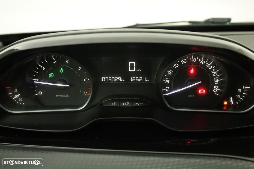 Peugeot 2008 1.2 PureTech Active - 15