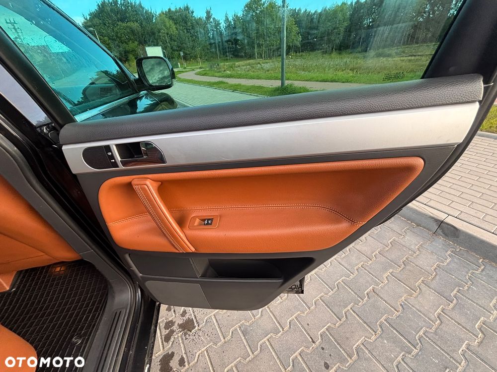 Volkswagen Touareg 2.5 R5 TDI - 19