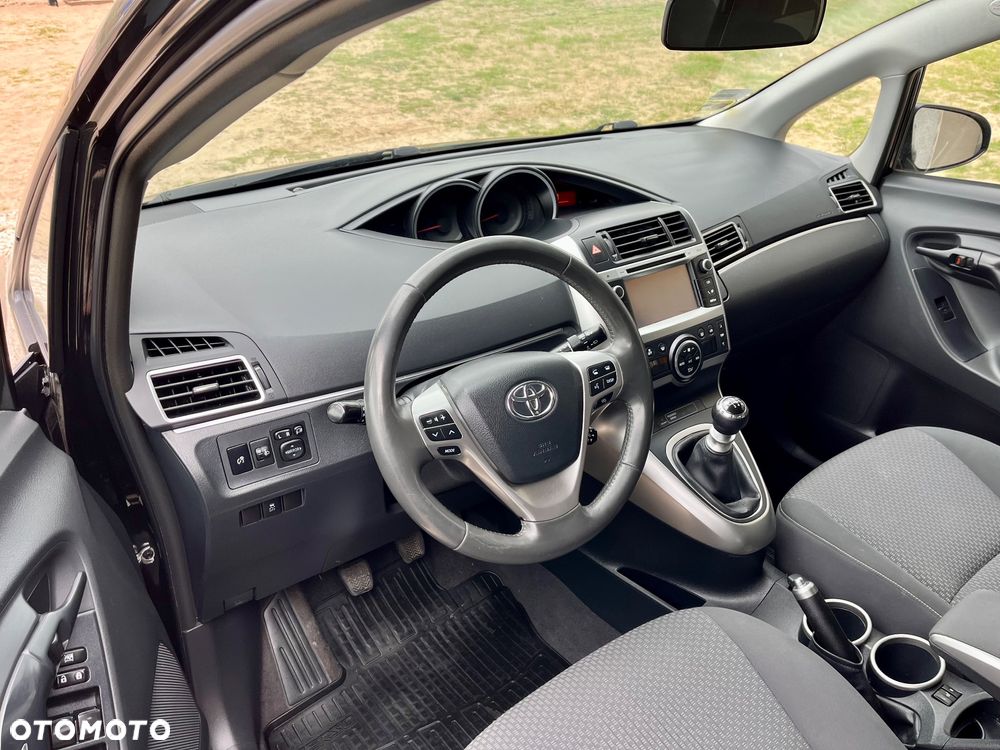 Toyota Verso 1.8 7-Sitzer Executive - 9