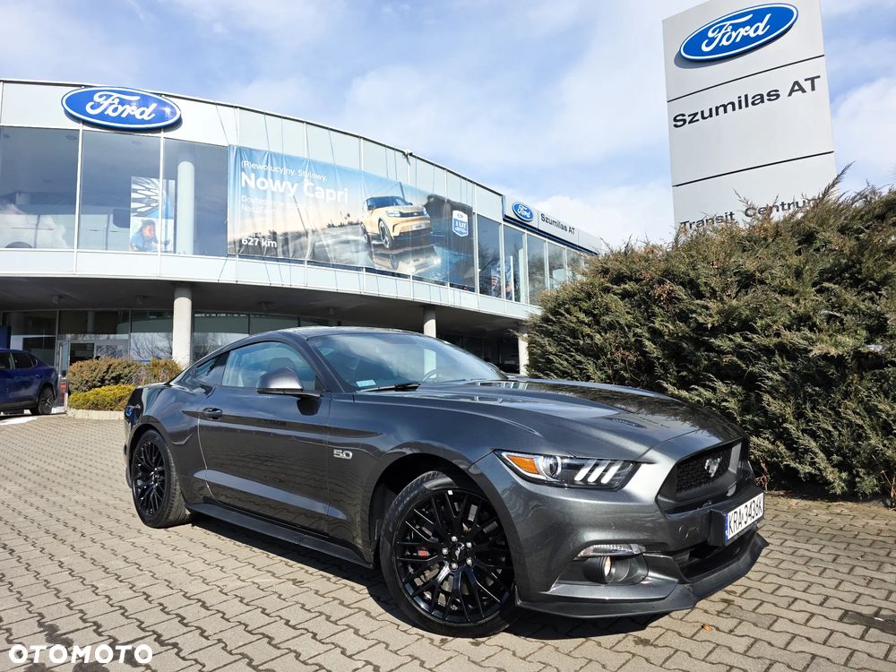Ford Mustang - 1