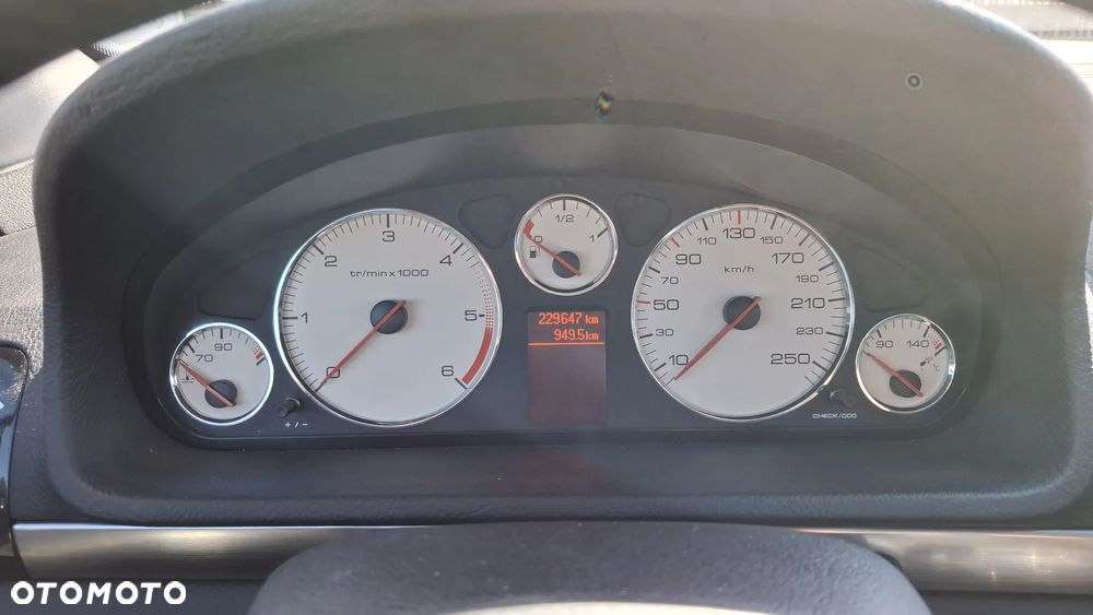 Peugeot 407 1.6 HDi Premium - 5