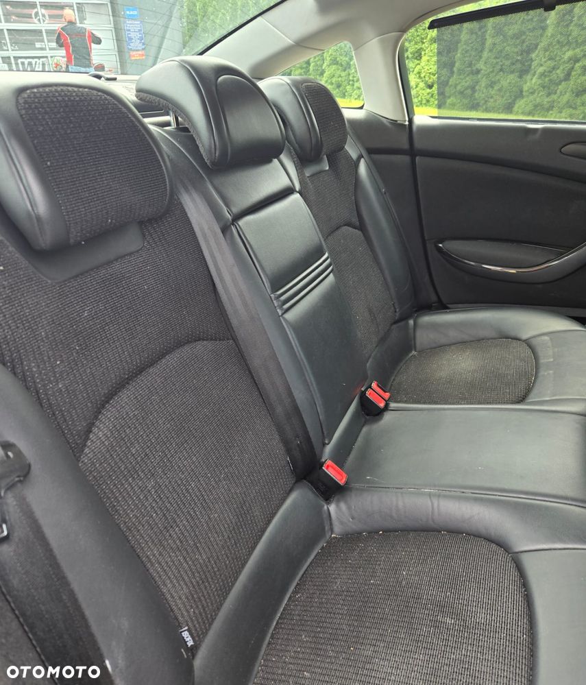 Citroën C5 HDi 140 FAP Exclusive - 23