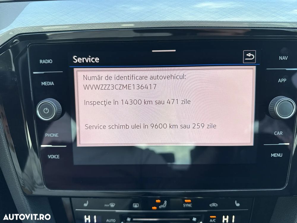 Volkswagen Passat 2.0 TDI DSG Comfortline - 22