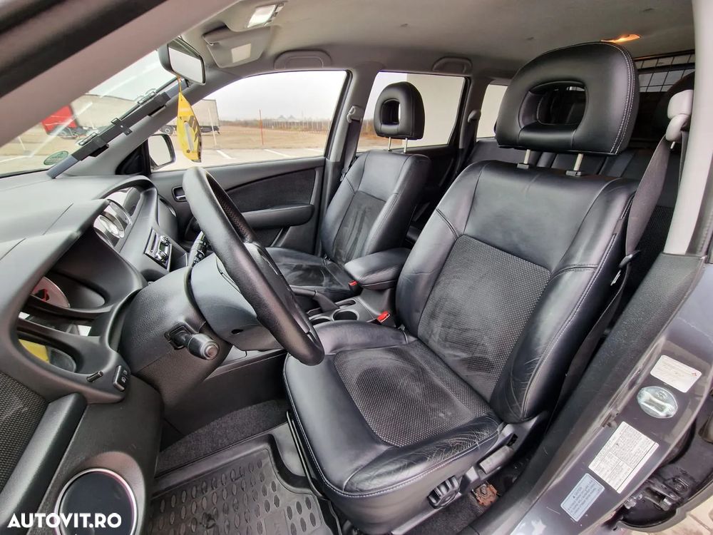 Mitsubishi Outlander 2.0 Turbo 4WD - 23