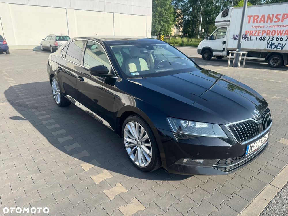 Skoda Superb 2.0 TDI 4x4 Style DSG - 1