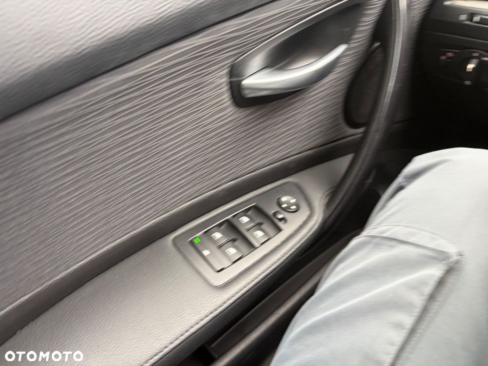 BMW Seria 1 - 18