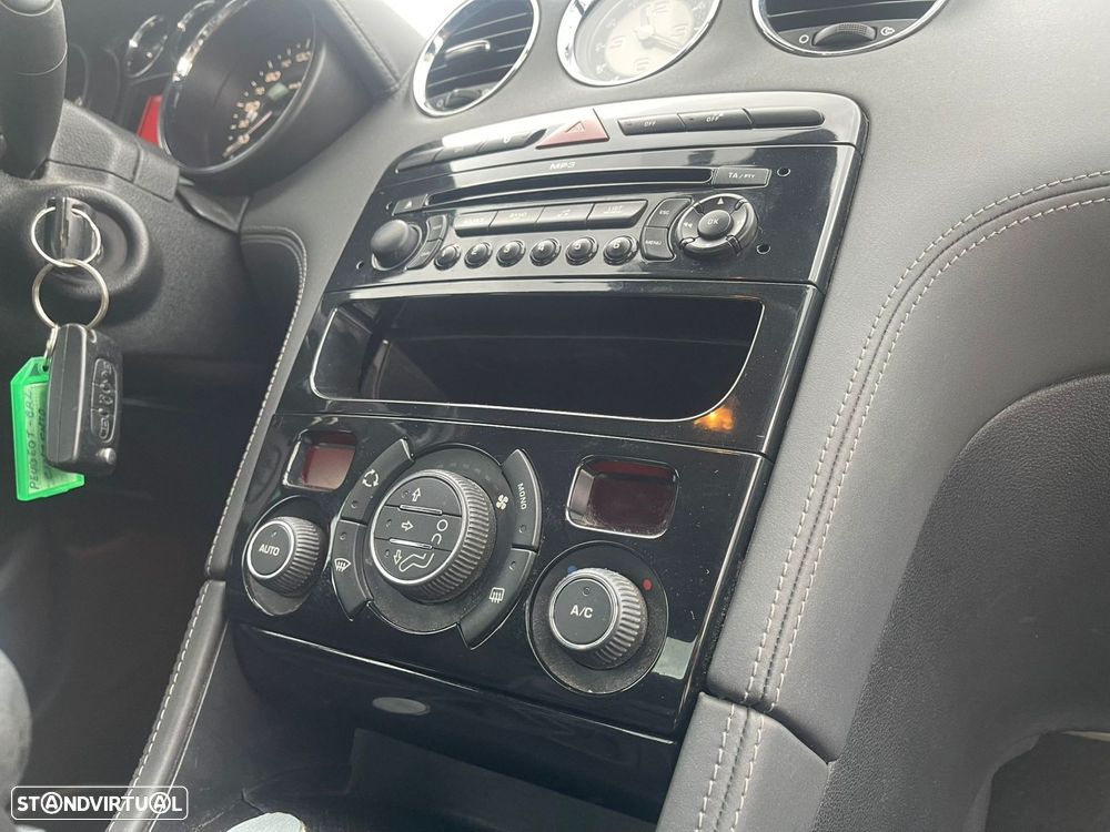 Peugeot RCZ 1.6 THP - 21