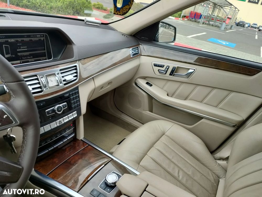 Mercedes-Benz E 300 BlueTEC Aut - 27