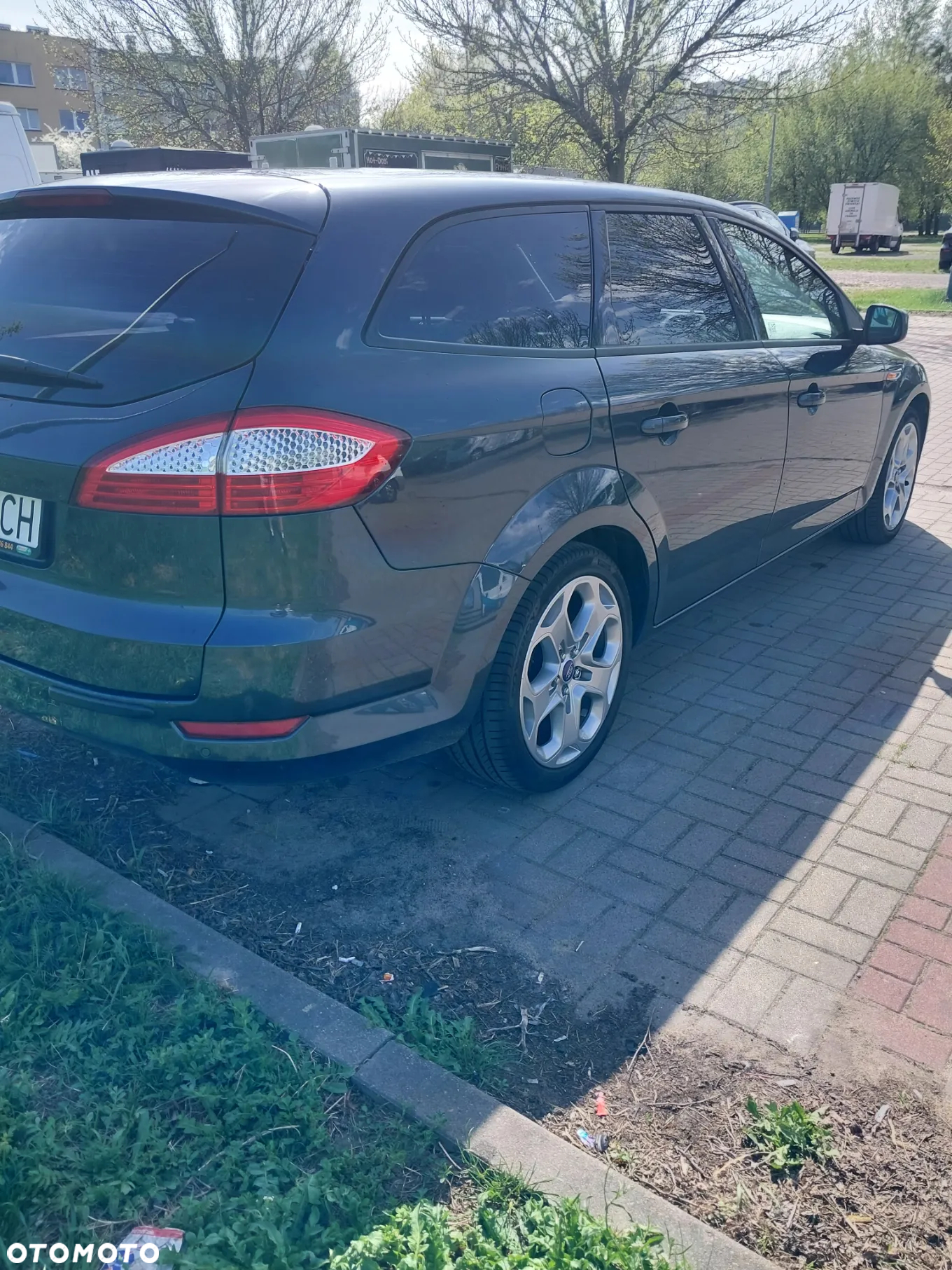 Ford Mondeo 2.3 Ghia - 8