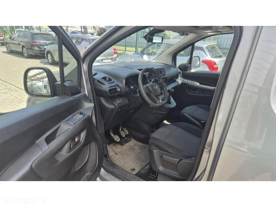 Opel Combo - 17
