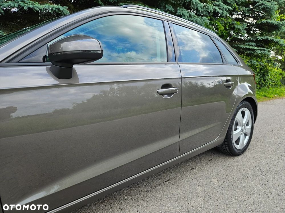 Audi A3 Sportback 2.0 TDI Attraction - 3