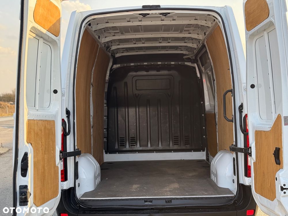 Renault Master - 16